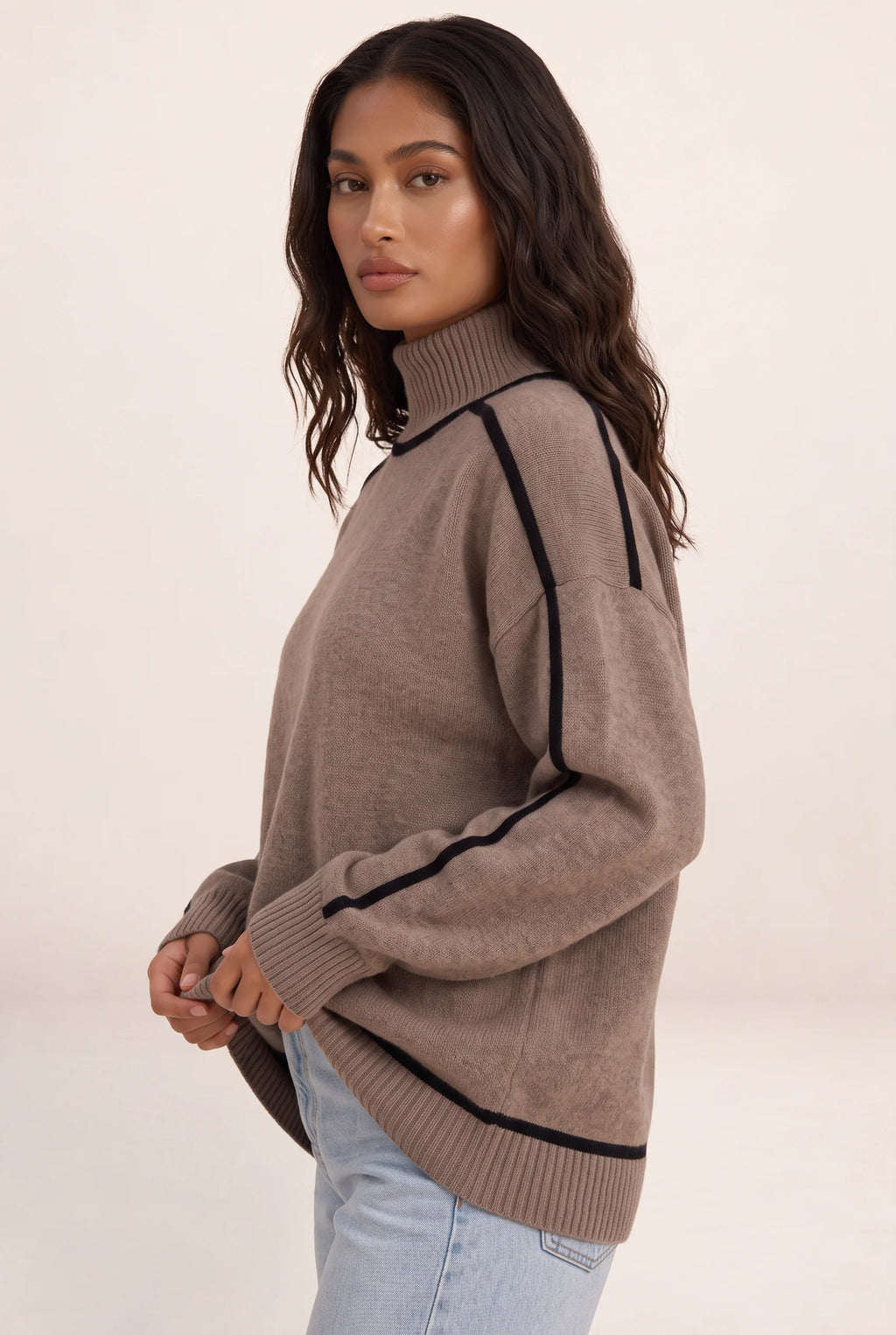 Elegant Oversized Roll Neck Jumper with Contrast Trim
