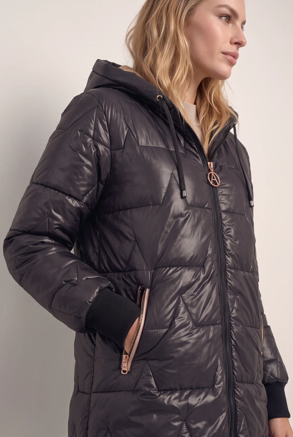 Women's Longline Hooded Puffer Coat for Ultimate Warmth