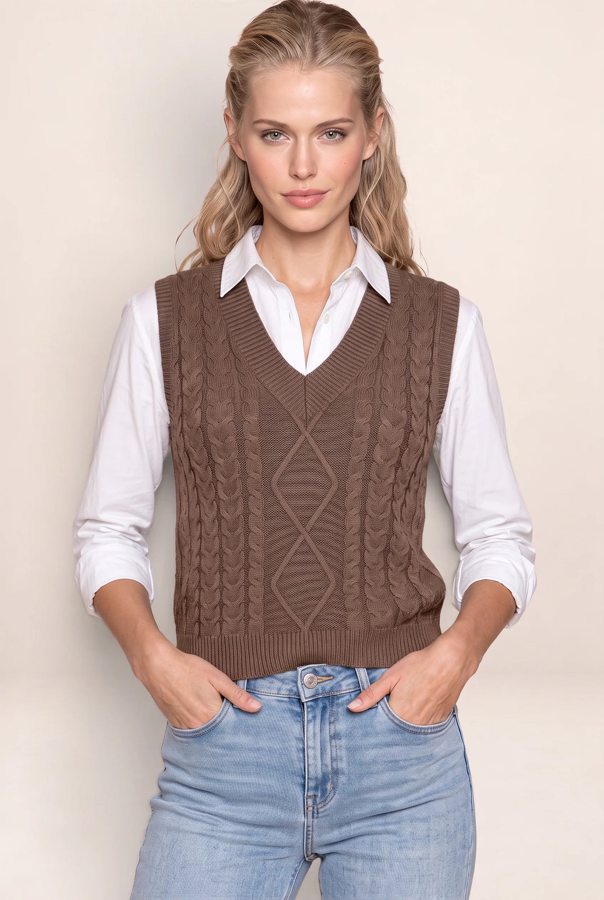 Women's Sleeveless Cable Knit Sweater Vest – V-Neck Knitted Waistcoat