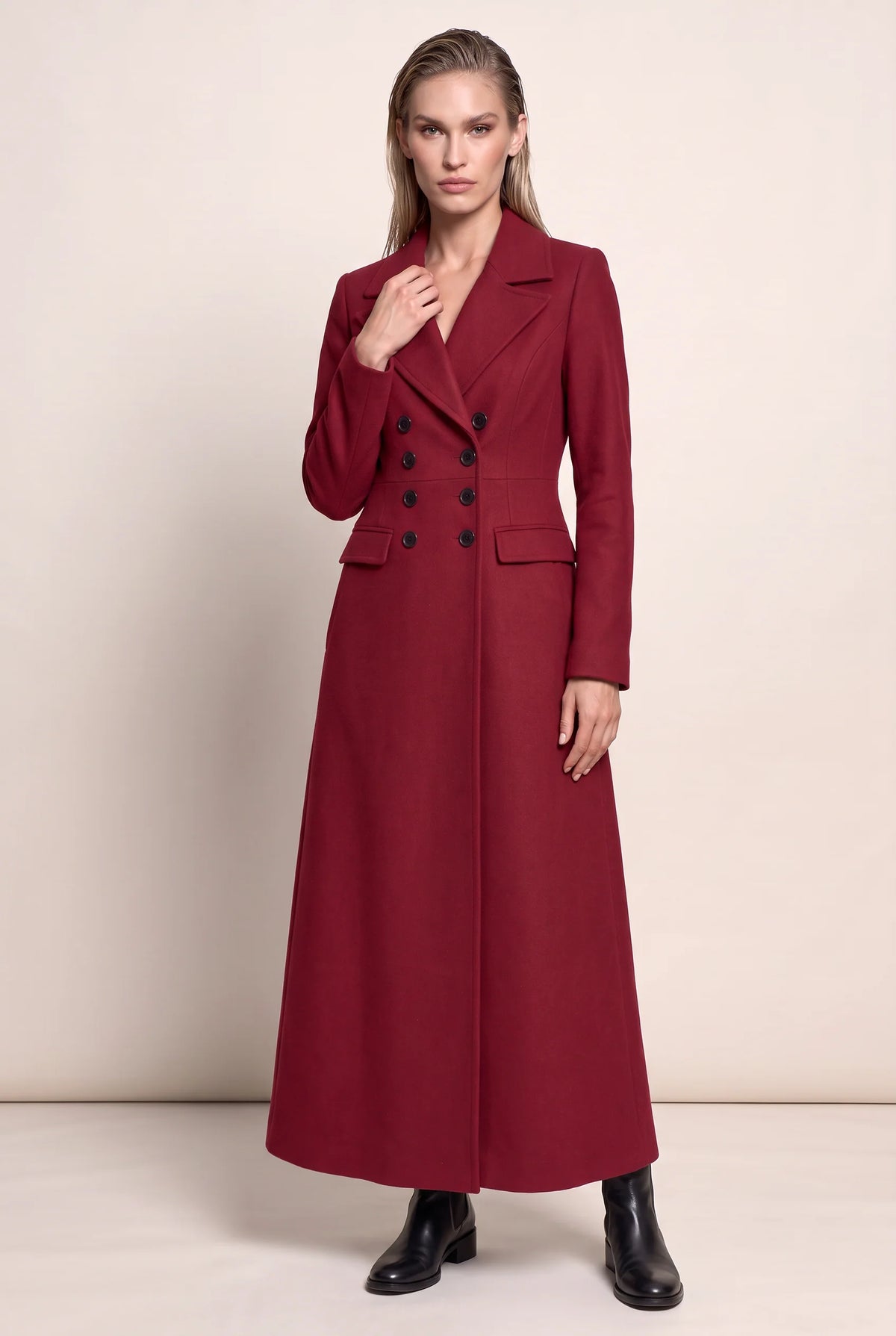 Women's Tailored Maxi Overcoat with Double-Breasted Design